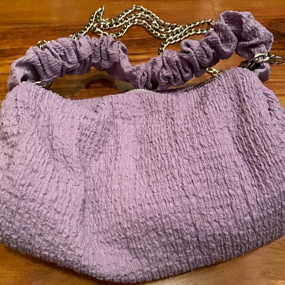 Ruched Lavender Shoulder Bag With Detachable Chain